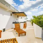 Lujoso Departamento Con Alberca Privada Pb2
