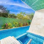 Magnificent Apartment With Dreamy Pool