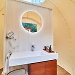 Campo de lujo Astral 4*