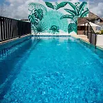Zendero 4*