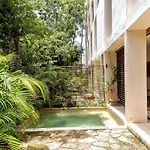 Bai-ha Luxury 103