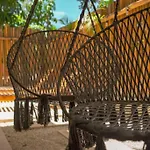 Tuluna 2 Bdr Apartment *Privpool+Patio+Amenities*
