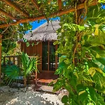 Xhule Hotel Boutique
