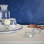 Howlita - Adult Only Hotel