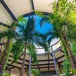 Studio All-Inclusive Gym-Pool 360º-Scooter-Bicycle-Breakfast-Exclusive Benefits Services By Sandy Powerful