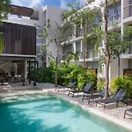 Private Pool With Great Comfort Aruna 305