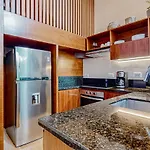 Blue Vistas 226 At Bungalows Village, Aldea Zama *