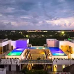 Inspiring Casa Luz Fully Equipped With Gym Cinema Pool