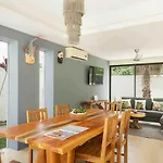 Casa Agave/ Large House And Pool/ Beach Club Access