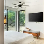 Panoramic 108c Lux 1br Large In La Veleta