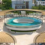 Panoramic 108c Lux 1br Large In La Veleta