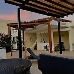 2 Bedroom Great Located Spacious Amazing Terrace