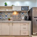 2 Bedroom Great Located Spacious Amazing Terrace