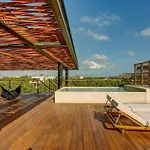 New Tropical Vibe Huge Private Terrace Amenities