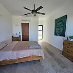 Ph Naia La Veleta
