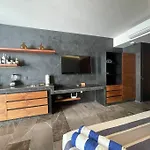 Iik: Stylish Retreat In Tulum's Heart Apartment *