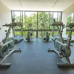 Great 1 Bdm Apartment In Paramar Viva