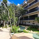 Palais Tulum - Functional Luxury