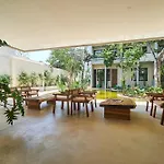 Exquisite 2-Bed Apt, Private Terrace With Plunge Pool, Rooftop, Swimming Pools And Gym