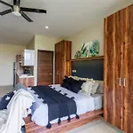 Paradise Chilli Home Unit 124