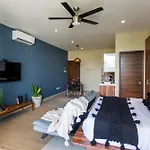 Paradise Chilli Home Unit 124