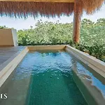 Apartamento 2 Rec. | Roof C/infinity Pool + Jacuzzi | Amplio