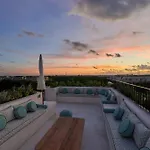 Cozy Studio In La Veleta With Private Balcony, Rooftop Pool And Terrace, Nice Amenities