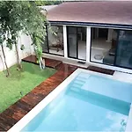 Villa Sotik House *