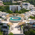 Panoramic 108C Lux 1BR Large Condo in La Veleta