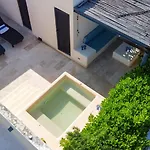 Luxurious Penthouse With Jungle View & Private Pool