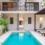 Casa Yaakun Tulum