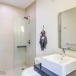 Moderna Yaxiik 19 *