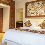 Niwa Hotel 4*
