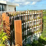 Tulum Zona Hotelera, Club De Playa Y Descanso