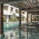 Omara Tulum