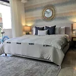 Menesse Luxury By Spot *