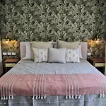 Apartment Menesse Luxury By Spot *