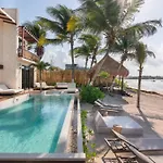 Villa Tulumar Beachfront Luxury Villa- Full Service