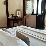 La Conchita (adults Only) Hotel