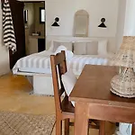 La Conchita (adults Only) 4*