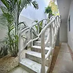 Stunning Villa In The Heart Of La Veleta - Casa Jardin