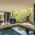 Luxurious Oasis Jacuzzi With Art Gallery And Pool Apartamento