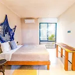 Great Value Luxury Minutes From Beaches