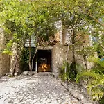 Great Value Luxury Minutes From Beaches