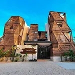 -Maha Tulum, Luxury Apartment Jacuzzi