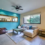 Dorian Gray - Pool & Beach Club Access & 300Mbps Wifi