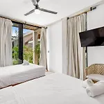 Apartamento Lux Toh Villa, Rooftop Pool, Wifi, Transport