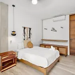 Lux Toh Villa, Rooftop Pool, Wifi, Transport Apartamento *