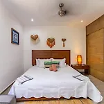 Casa & Villa Chiit - 2 Homes With Different Shared Amenities