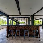 Casa & Villa Chiit - 2 Homes With Different Shared Amenities